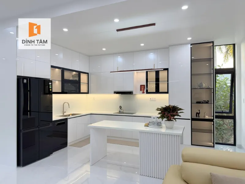 Cửa bếp nhôm tone trắng